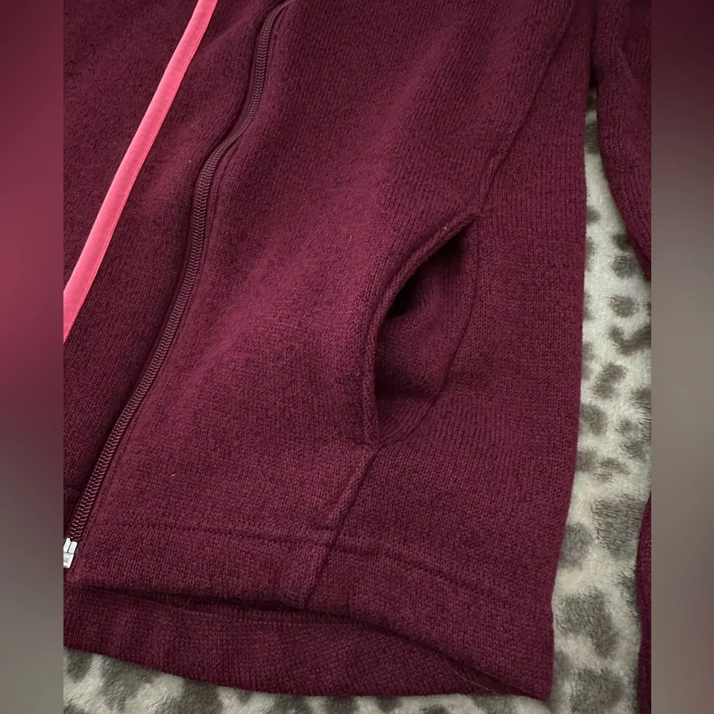 Old Navy Active Studio Wrap Jacket in Winter Wine Size XL 14 Regular Girls